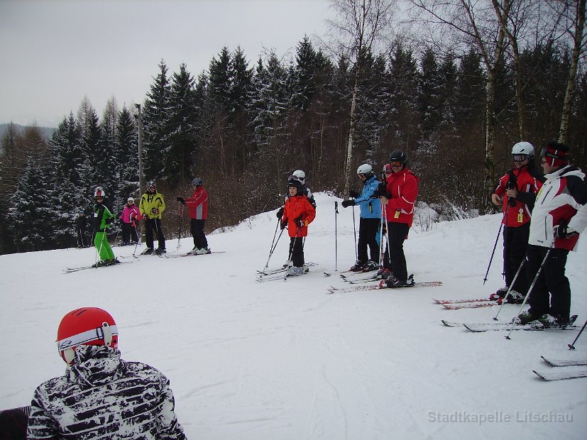 2013_02_16 Skifahren mit dem Jugendensemble (7)